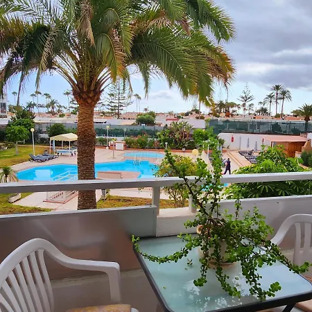 - Barbados - 2 Bedrooms #4 דירה *